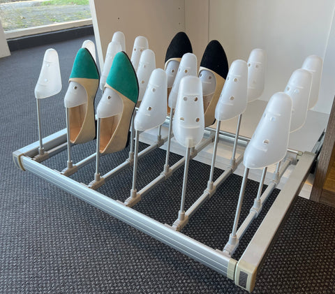 Pull Out Shoe Rack